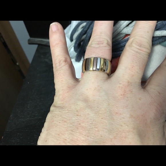 Expandable ring. - Picture 3 of 4